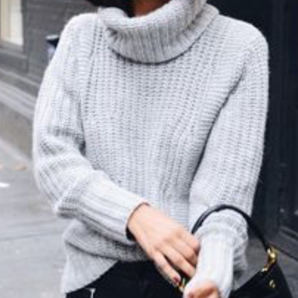 Banana Republic Grey Fitted Turtleneck Sweater